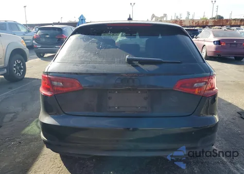 2016 Audi A3 E-Tron Premium Plus z USA, uszkodzony, nr VIN WAUTPBFF7GA105605